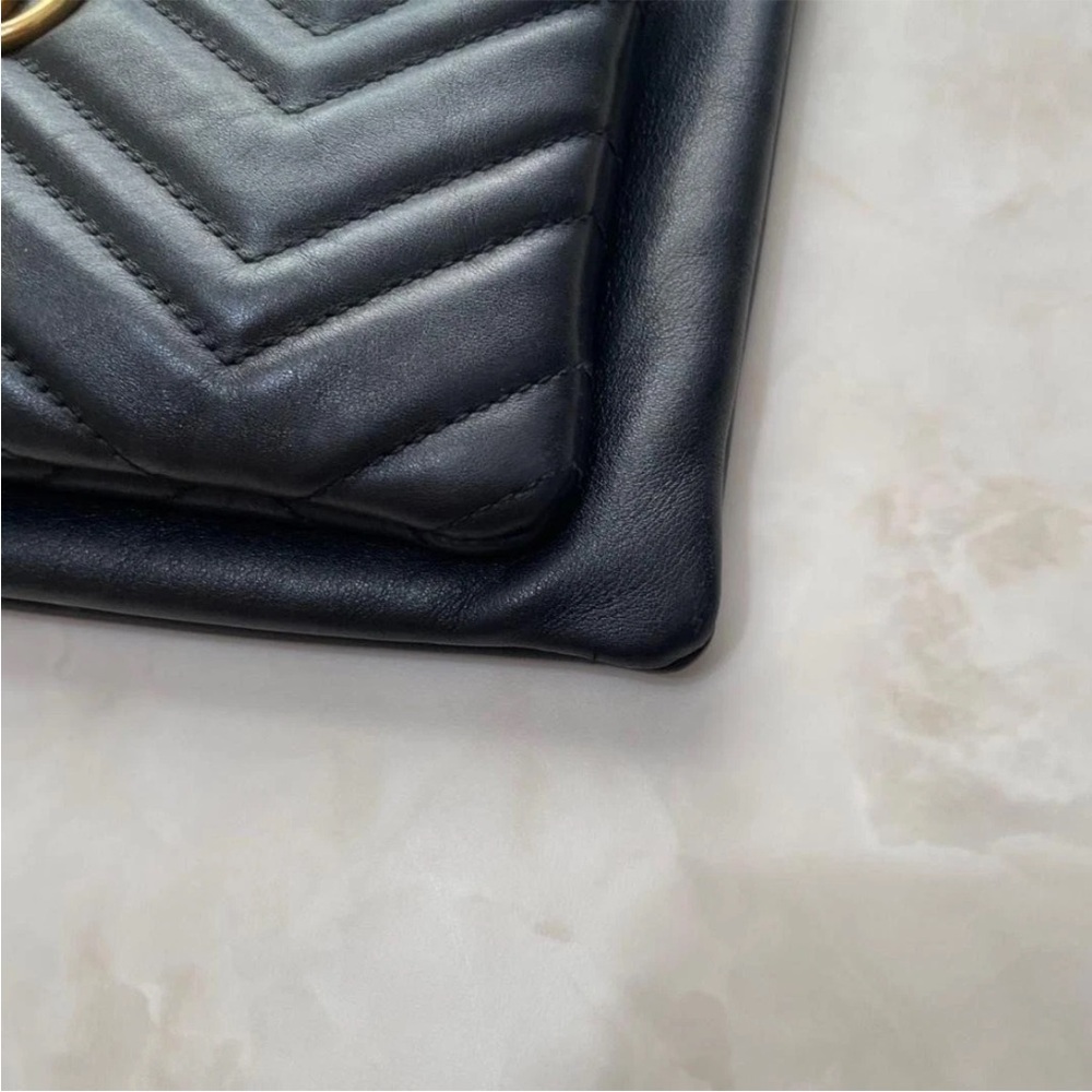 Gucci Black Chevron Crossbody Bag - Picture 3 of 15